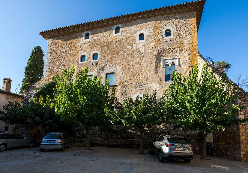 Castell de Rocabertí, Spain